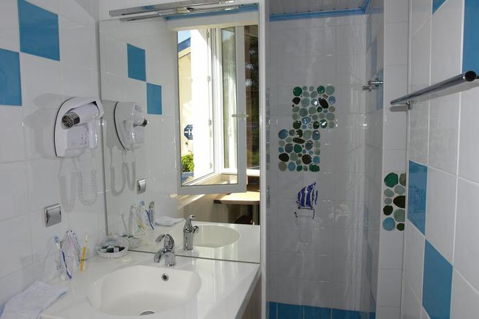 Imagen de la habitación del Hotel L'Albatros. Foto 7