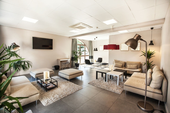 Imagen de los interiores del Hotel L'Amandier. Foto 7