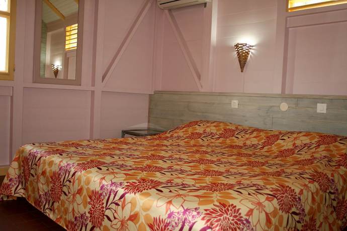Imagen de la habitación del Hotel L\'Anse Bleue. Foto 17