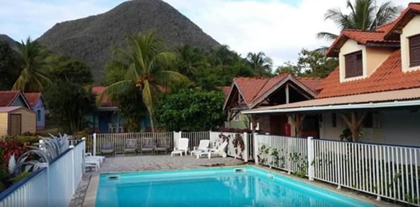 Imagen general del Hotel L\'Anse Bleue. Foto 1