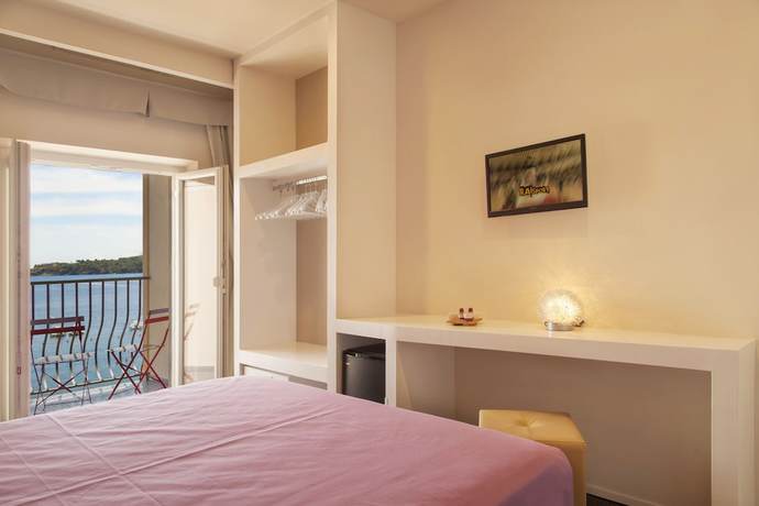 Imagen de la habitación del Hotel L\'Approdo, Porto Azzurro. Foto 8