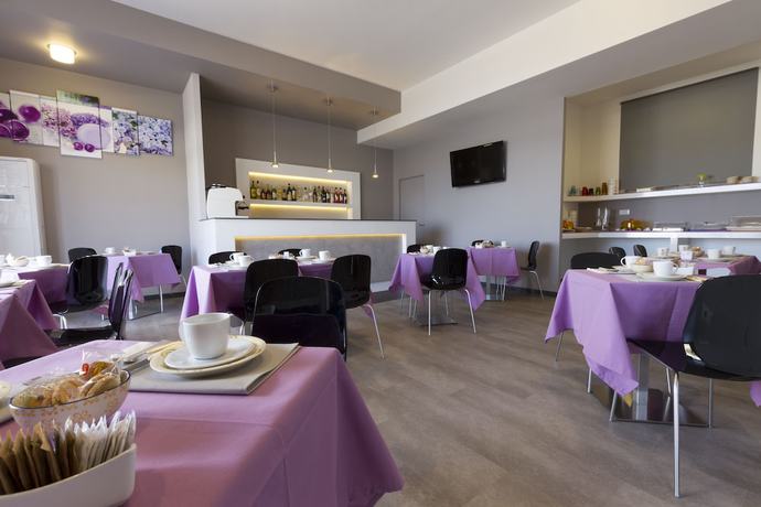 Imagen del bar/restaurante del Hotel L\'Approdo, Porto Azzurro. Foto 5