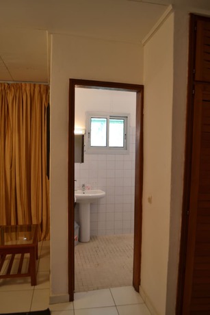 Imagen de la habitación del Hotel L\'Aquarius Marina 2000. Foto 6