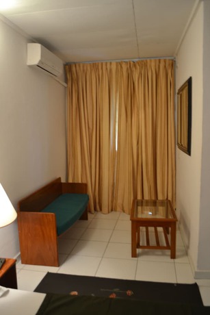 Imagen de la habitación del Hotel L\'Aquarius Marina 2000. Foto 8
