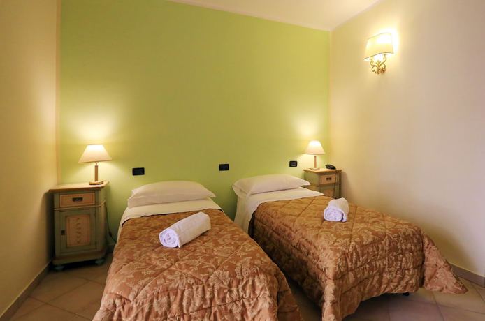 Imagen de la habitación del Hotel L\'Aquila. Foto 2