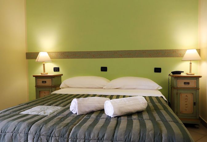 Imagen de la habitación del Hotel L\'Aquila. Foto 6