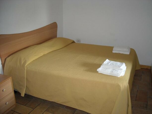 Imagen de la habitación del Hotel L\'Arcobaleno Resort. Foto 16