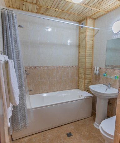 Imagen de la habitación del Hotel L\'Argamak. Foto 8