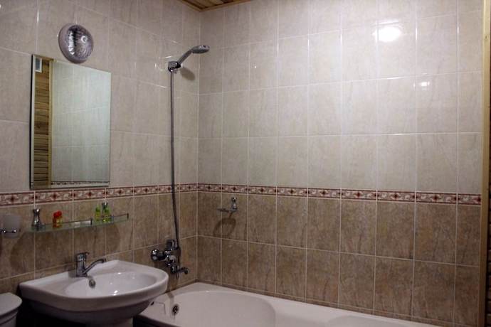 Imagen de la habitación del Hotel L\'Argamak. Foto 10