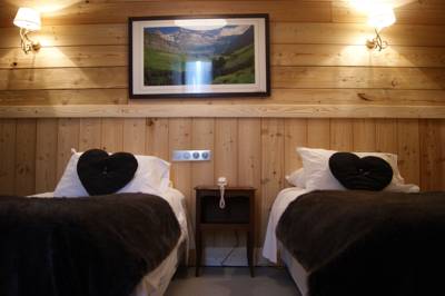 Imagen de la habitación del Hotel L'Arrieulat Auberge des Pyrénées. Foto 6