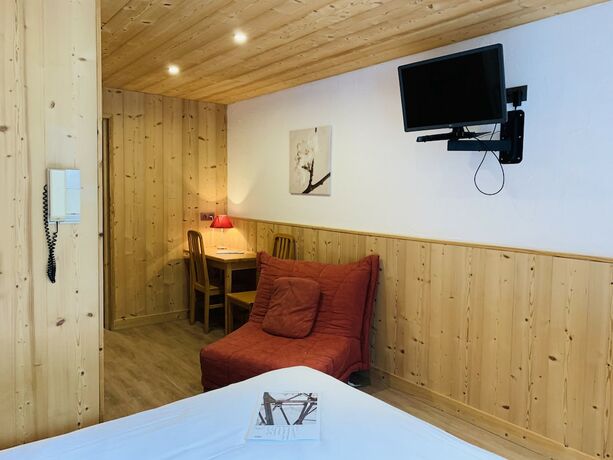 Imagen general del Hotel L'Arveyron Open House. Foto 4