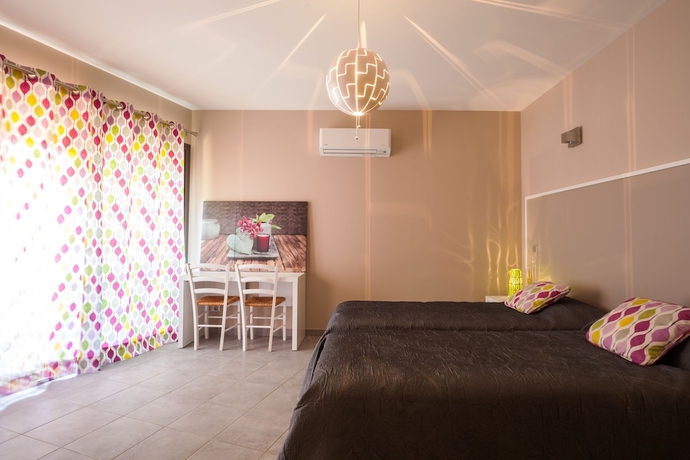 Imagen general del Hotel L\'Auberge Cigaloise. Foto 1