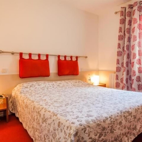 Imagen de la habitación del Hotel L\'Auberge Cigaloise. Foto 8