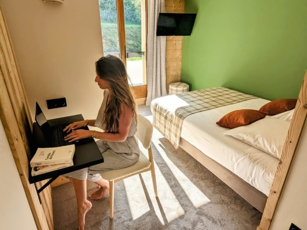 Imagen de la habitación del Hotel L\'Auberge Ensoleill&eacute;e. Foto 4