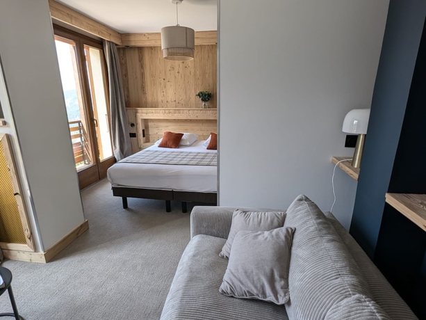 Imagen de la habitación del Hotel L\'Auberge Ensoleill&eacute;e. Foto 9