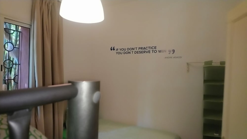 Imagen de la habitación del Hotel L\'Auberge de Tennis Msc. Foto 12
