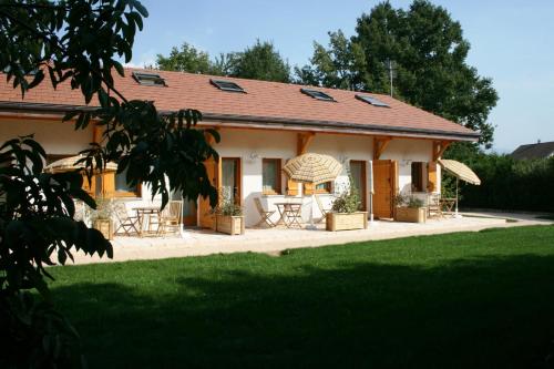 Imagen general del Hotel L'Aurore du Lac. Foto 4