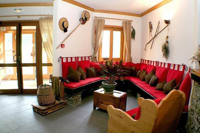 Imagen del bar/restaurante del Hotel L'Autantic. Foto 2