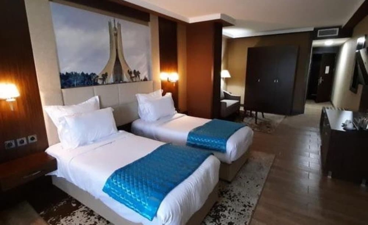Imagen de la habitación del Hotel LB Suites. Foto 4