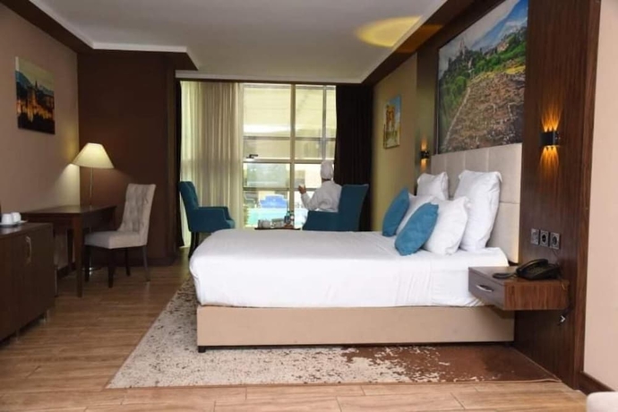 Imagen de la habitación del Hotel LB Suites. Foto 5