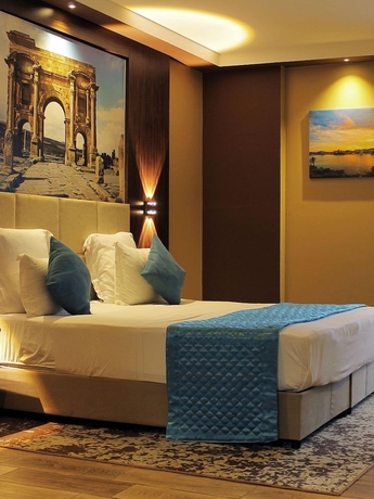 Imagen de la habitación del Hotel LB Suites. Foto 6