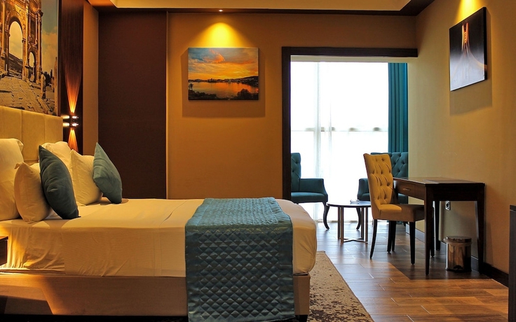 Imagen de la habitación del Hotel LB Suites. Foto 8