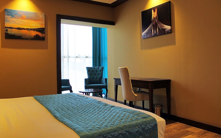Imagen de la habitación del Hotel LB Suites. Foto 9
