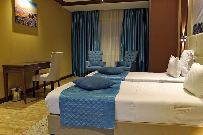 Imagen de la habitación del Hotel LB Suites. Foto 12