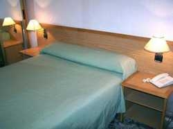 Imagen de la habitación del Hotel LC Hotel Urbano. Foto 15