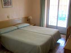 Imagen de la habitación del Hotel LC Hotel Urbano. Foto 16