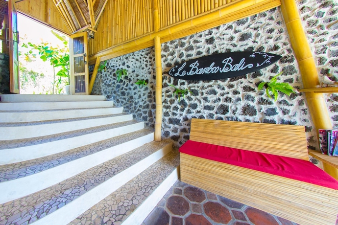 Imagen de los interiores del Hotel LE BAMBOO BALI. Foto 16