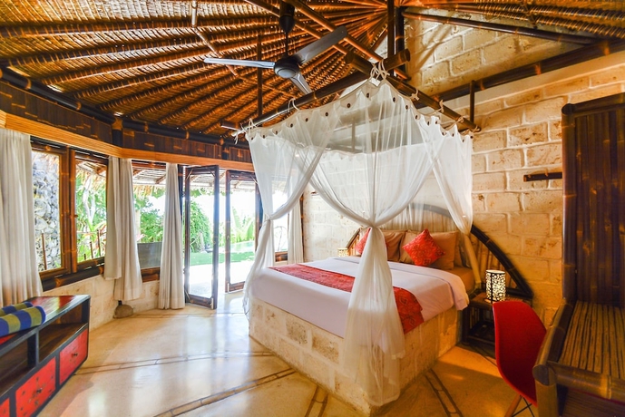 Imagen de la habitación del Hotel LE BAMBOO BALI. Foto 11