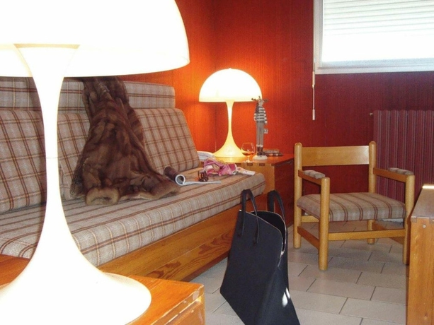 Imagen de la habitación del Hotel LE CATALOGNE. Foto 3