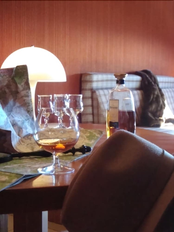 Imagen de la habitación del Hotel LE CATALOGNE. Foto 9