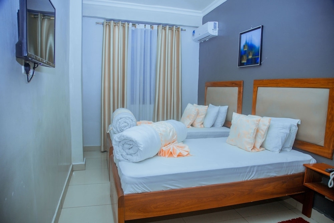 Imagen de la habitación del Hotel LE GRAND MARIE HOTEL. Foto 12