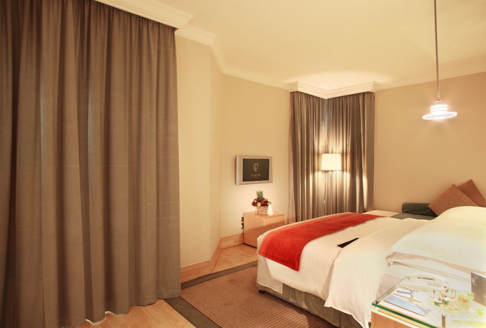 Imagen de la habitación del Hotel LE ROYAL TOWER. Foto 3