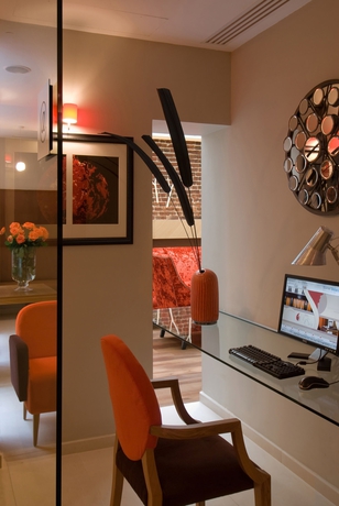 Imagen de los interiores del Hotel LE SIX HOTEL. Foto 16