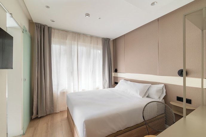Imagen de la habitación del Hotel LEE, Andorra la Vella. Foto 10