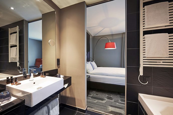 Imagen de la habitación del Hotel LEGERE HOTEL Tuttlingen. Foto 8