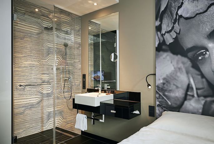 Imagen de la habitación del Hotel LEGERE HOTEL Tuttlingen. Foto 14