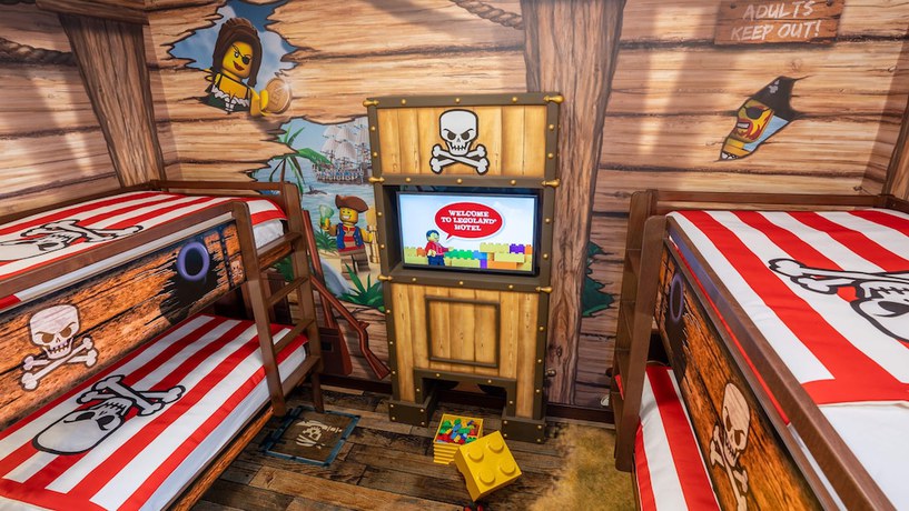 Imagen de la habitación del Hotel LEGOLAND Dubai. Foto 13