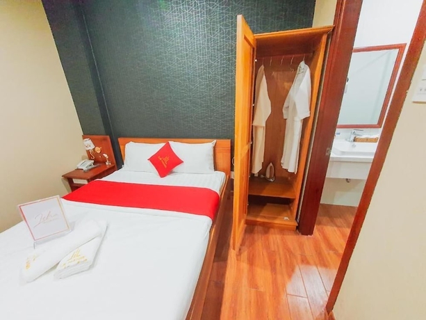 Imagen de la habitación del Hotel LEHA Saigon Airport. Foto 11