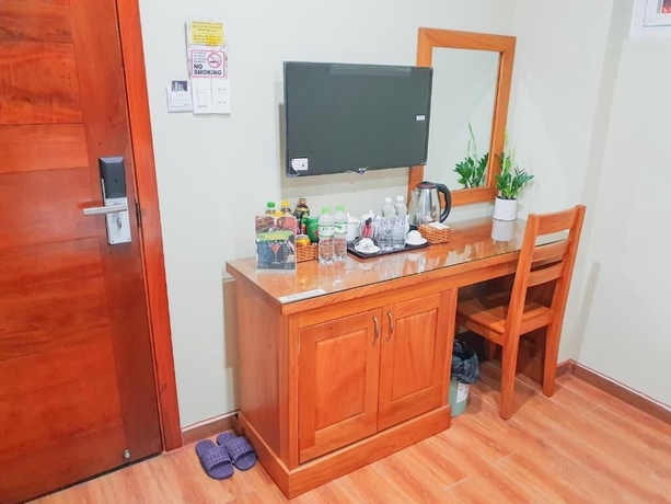 Imagen de la habitación del Hotel LEHA Saigon Airport. Foto 12