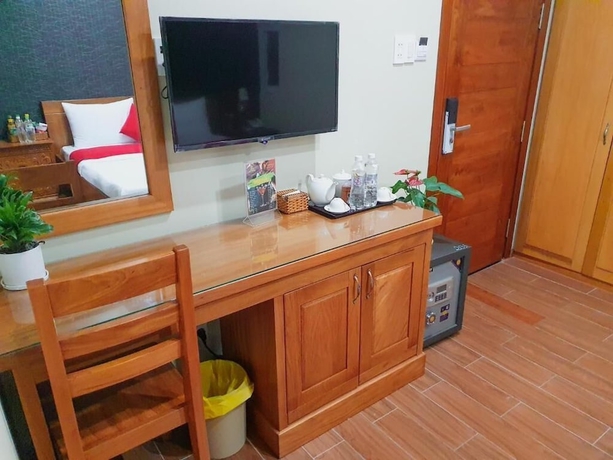 Imagen de la habitación del Hotel LEHA Saigon Airport. Foto 14