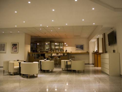 Imagen general del Hotel LENAS WEST. Foto 10