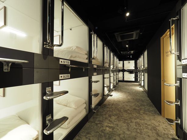 Imagen de la habitación del Hotel LEO YU CAPSULE HOTEL Funabashi. Foto 10