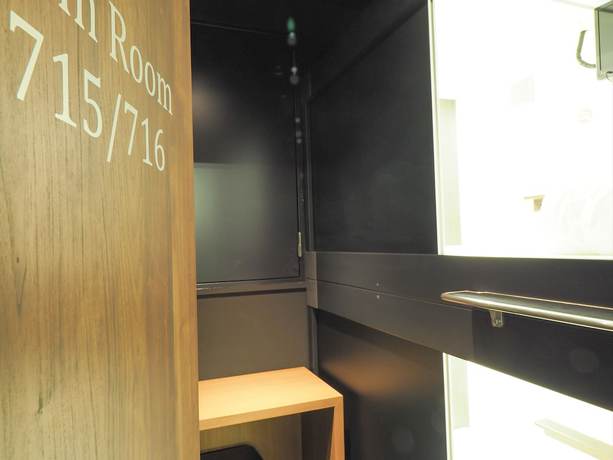 Imagen de la habitación del Hotel LEO YU CAPSULE HOTEL Funabashi. Foto 13