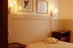 Imagen de la habitación del Hotel LES ARCADES, Ginebra. Foto 2