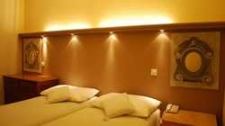 Imagen de la habitación del Hotel LES ARCADES, Ginebra. Foto 4