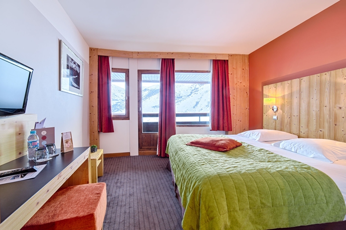 Imagen de la habitación del Hotel LES BRUYERES. Foto 7